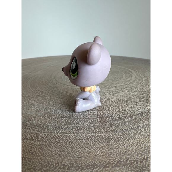 Littlest Pet Shop LPS Polar Bear #833 Hasbro - Picture 2 of 5